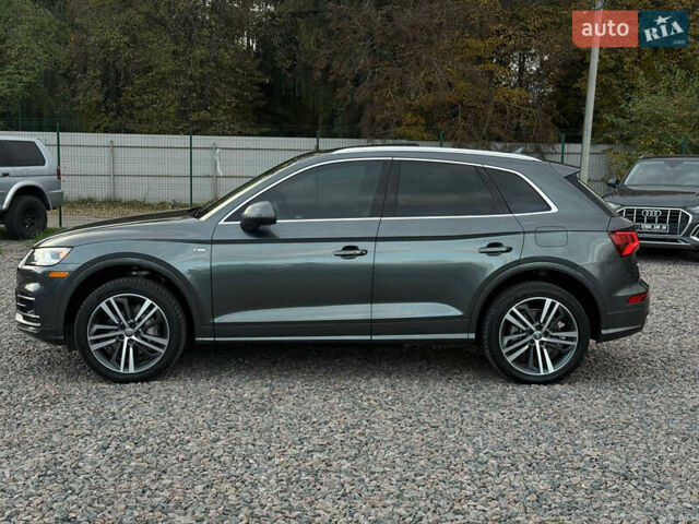 Серый Ауди Ку 5, объемом двигателя 2 л и пробегом 84 тыс. км за 37500 $, фото 1 на Automoto.ua