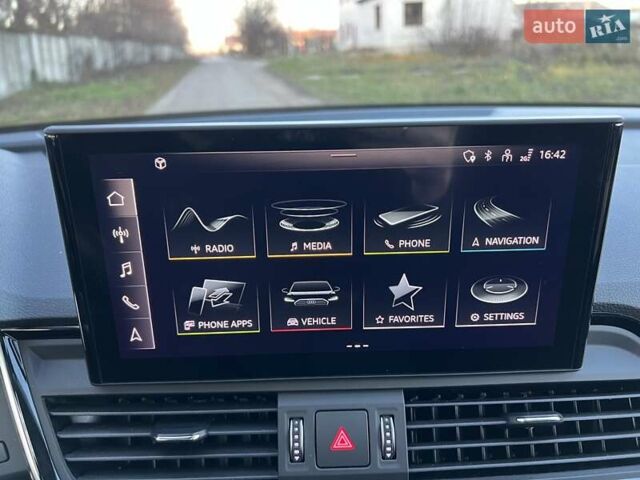 Сірий Ауді Ку 5, об'ємом двигуна 2 л та пробігом 77 тис. км за 28900 $, фото 39 на Automoto.ua