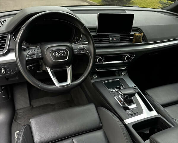 Сірий Ауді Ку 5, об'ємом двигуна 1.98 л та пробігом 98 тис. км за 29950 $, фото 28 на Automoto.ua