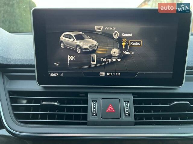 Сірий Ауді Ку 5, об'ємом двигуна 2 л та пробігом 104 тис. км за 26900 $, фото 41 на Automoto.ua