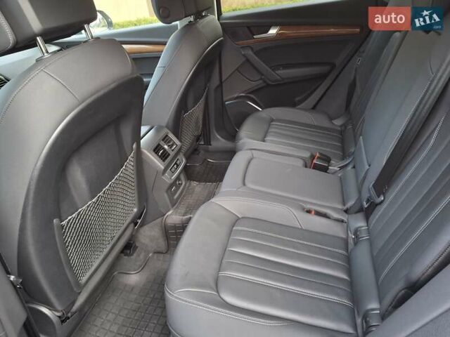 Серый Ауди Ку 5, объемом двигателя 2 л и пробегом 77 тыс. км за 28500 $, фото 16 на Automoto.ua