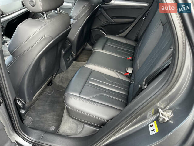 Серый Ауди Ку 5, объемом двигателя 2 л и пробегом 204 тыс. км за 29500 $, фото 7 на Automoto.ua