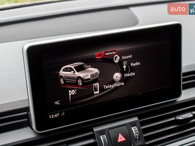 Сірий Ауді Ку 5, об'ємом двигуна 2 л та пробігом 149 тис. км за 31000 $, фото 70 на Automoto.ua