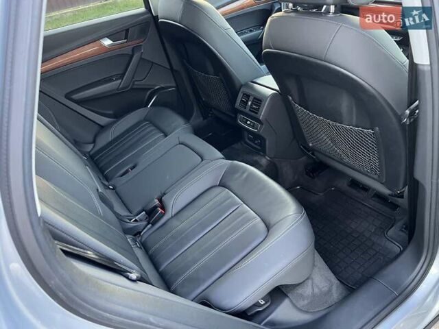 Сірий Ауді Ку 5, об'ємом двигуна 2 л та пробігом 77 тис. км за 28900 $, фото 28 на Automoto.ua