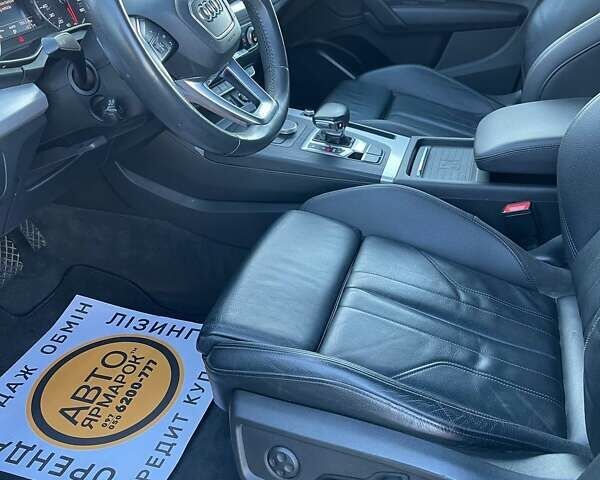 Серый Ауди Ку 5, объемом двигателя 1.98 л и пробегом 75 тыс. км за 30990 $, фото 13 на Automoto.ua