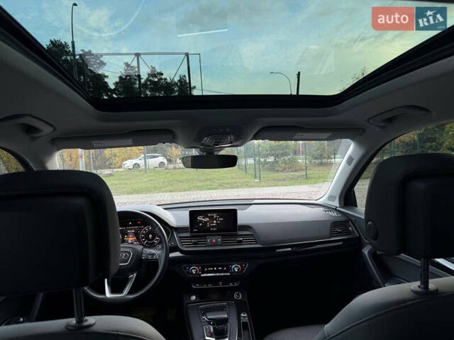 Серый Ауди Ку 5, объемом двигателя 2 л и пробегом 84 тыс. км за 37500 $, фото 24 на Automoto.ua