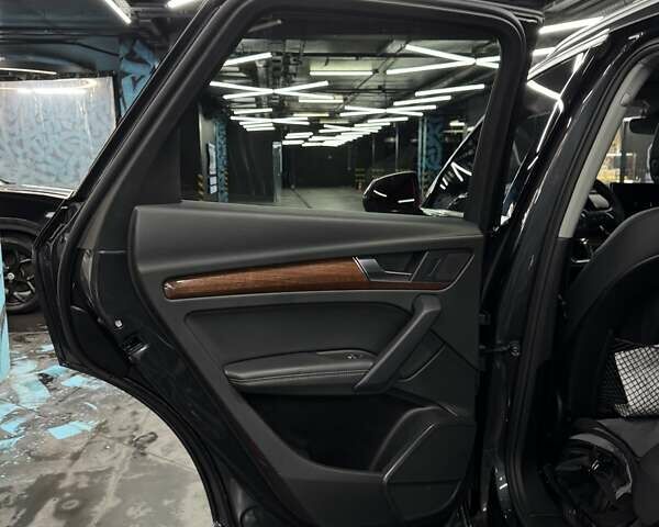 Серый Ауди Ку 5, объемом двигателя 1.98 л и пробегом 46 тыс. км за 36000 $, фото 10 на Automoto.ua