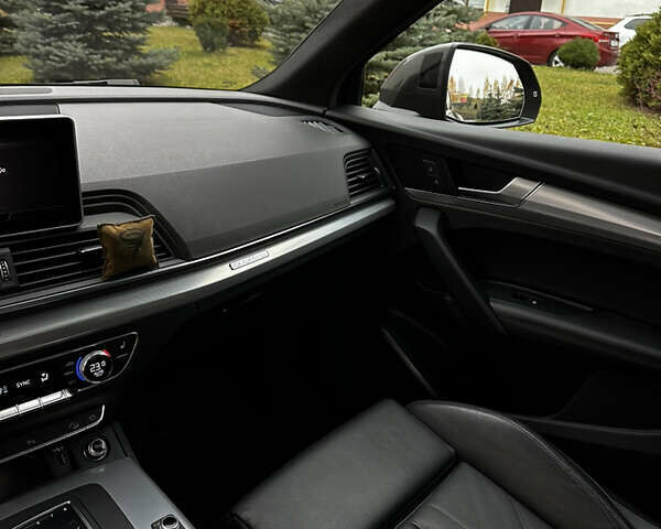 Сірий Ауді Ку 5, об'ємом двигуна 1.98 л та пробігом 98 тис. км за 29950 $, фото 46 на Automoto.ua