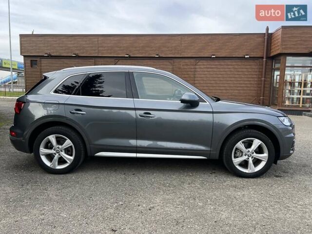 Серый Ауди Ку 5, объемом двигателя 0 л и пробегом 104 тыс. км за 27500 $, фото 4 на Automoto.ua