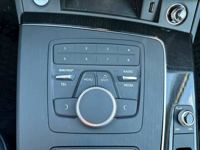 Сірий Ауді Ку 5, об'ємом двигуна 2 л та пробігом 34 тис. км за 29990 $, фото 15 на Automoto.ua