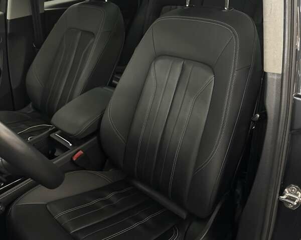 Серый Ауди Ку 5, объемом двигателя 1.98 л и пробегом 46 тыс. км за 36000 $, фото 17 на Automoto.ua