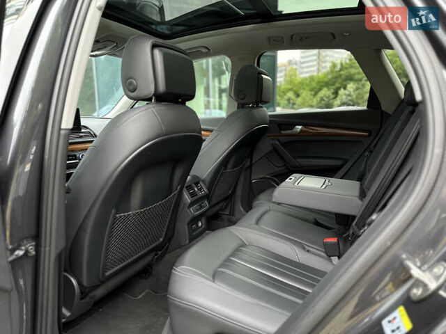 Сірий Ауді Ку 5, об'ємом двигуна 1.98 л та пробігом 91 тис. км за 33500 $, фото 53 на Automoto.ua