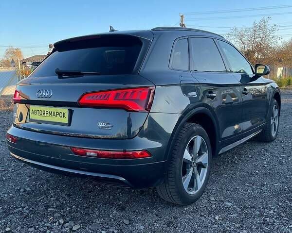 Серый Ауди Ку 5, объемом двигателя 1.98 л и пробегом 75 тыс. км за 30990 $, фото 3 на Automoto.ua