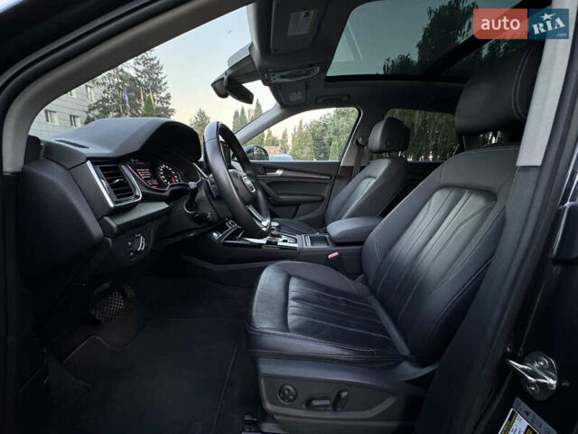 Серый Ауди Ку 5, объемом двигателя 1.98 л и пробегом 33 тыс. км за 32000 $, фото 14 на Automoto.ua