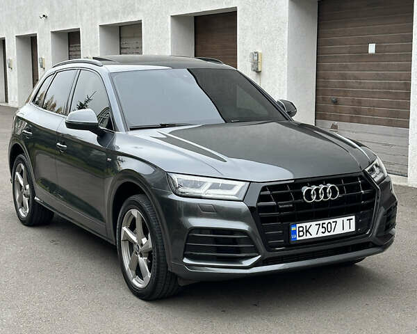 Сірий Ауді Ку 5, об'ємом двигуна 1.98 л та пробігом 98 тис. км за 29950 $, фото 5 на Automoto.ua