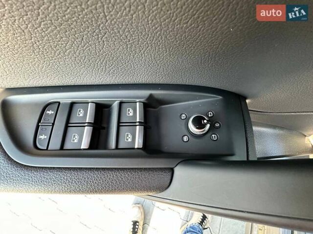 Сірий Ауді Ку 5, об'ємом двигуна 2 л та пробігом 34 тис. км за 29990 $, фото 21 на Automoto.ua