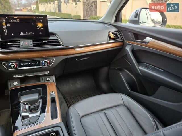 Серый Ауди Ку 5, объемом двигателя 2 л и пробегом 77 тыс. км за 28500 $, фото 14 на Automoto.ua