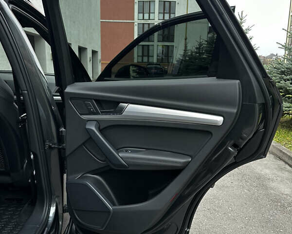 Сірий Ауді Ку 5, об'ємом двигуна 1.98 л та пробігом 98 тис. км за 29950 $, фото 32 на Automoto.ua