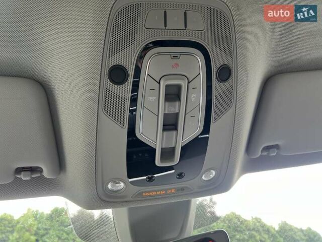 Серый Ауди Ку 5, объемом двигателя 0 л и пробегом 104 тыс. км за 27500 $, фото 43 на Automoto.ua