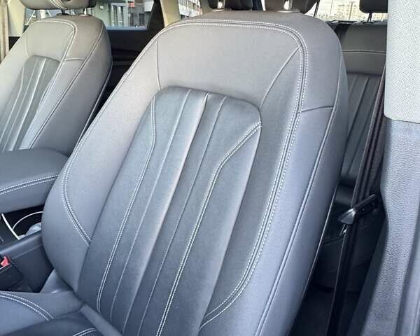 Серый Ауди Ку 5, объемом двигателя 1.98 л и пробегом 48 тыс. км за 33500 $, фото 16 на Automoto.ua