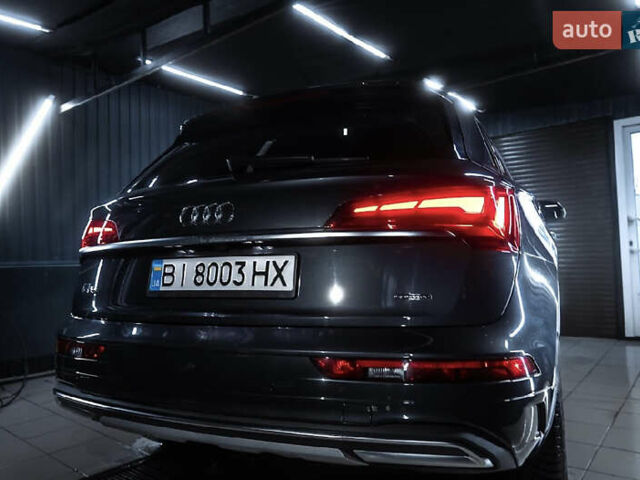 Сірий Ауді Ку 5, об'ємом двигуна 2 л та пробігом 59 тис. км за 29700 $, фото 3 на Automoto.ua