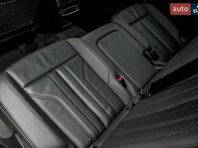 Сірий Ауді Ку 5, об'ємом двигуна 2 л та пробігом 149 тис. км за 31000 $, фото 88 на Automoto.ua