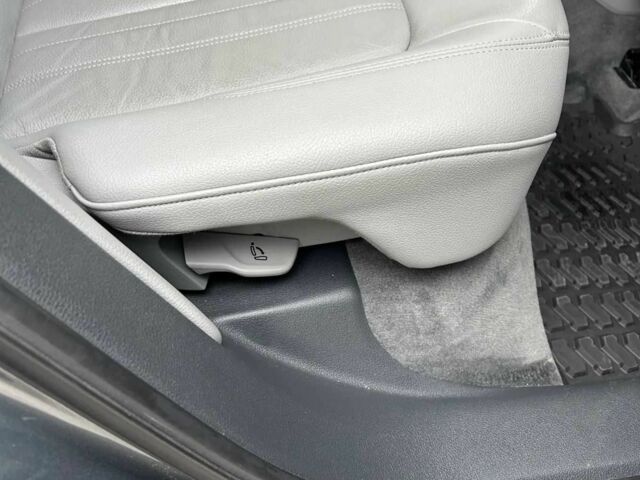 Серый Ауди Ку 5, объемом двигателя 2 л и пробегом 78 тыс. км за 16900 $, фото 12 на Automoto.ua