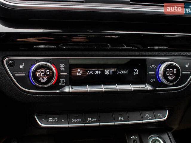 Сірий Ауді Ку 5, об'ємом двигуна 2 л та пробігом 149 тис. км за 31000 $, фото 61 на Automoto.ua