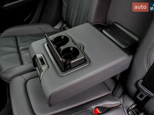 Сірий Ауді Ку 5, об'ємом двигуна 2 л та пробігом 149 тис. км за 31000 $, фото 97 на Automoto.ua