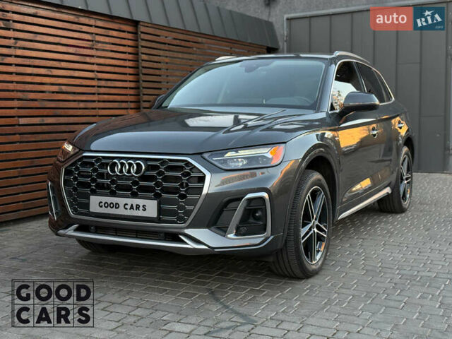 Серый Ауди Ку 5, объемом двигателя 1.98 л и пробегом 30 тыс. км за 52000 $, фото 2 на Automoto.ua