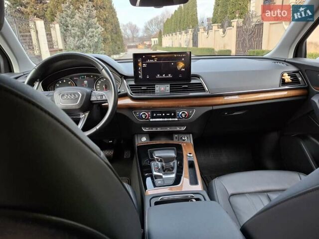 Серый Ауди Ку 5, объемом двигателя 2 л и пробегом 77 тыс. км за 28500 $, фото 18 на Automoto.ua