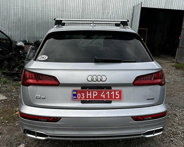 Сірий Ауді Ку 5, об'ємом двигуна 1.98 л та пробігом 100 тис. км за 33000 $, фото 16 на Automoto.ua