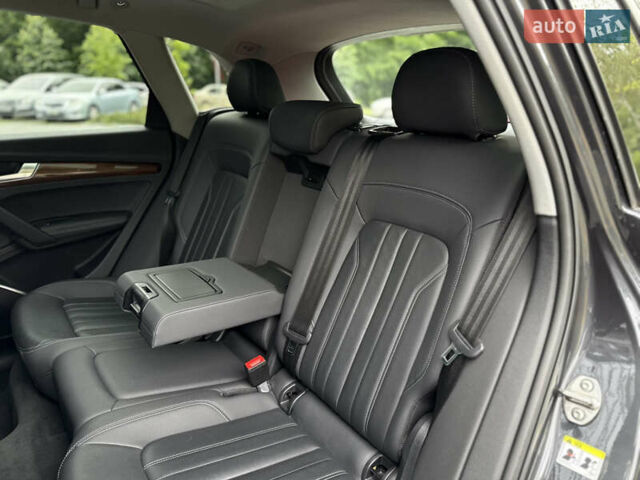 Сірий Ауді Ку 5, об'ємом двигуна 1.98 л та пробігом 91 тис. км за 33500 $, фото 54 на Automoto.ua