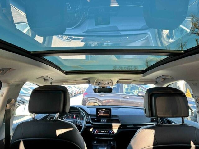 Сірий Ауді Ку 5, об'ємом двигуна 2 л та пробігом 34 тис. км за 29990 $, фото 21 на Automoto.ua