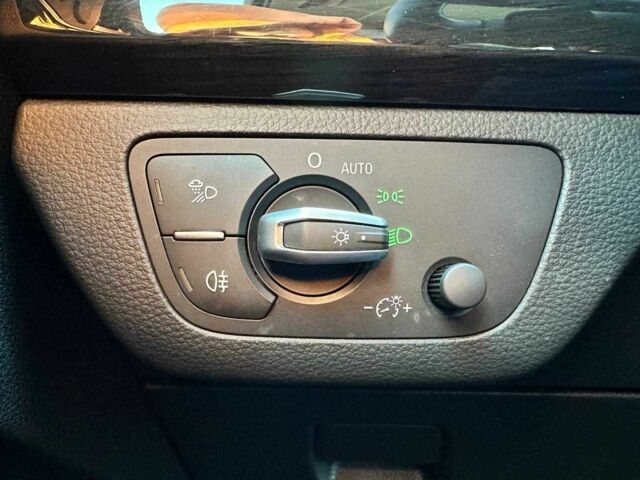 Сірий Ауді Ку 5, об'ємом двигуна 2 л та пробігом 34 тис. км за 29990 $, фото 11 на Automoto.ua