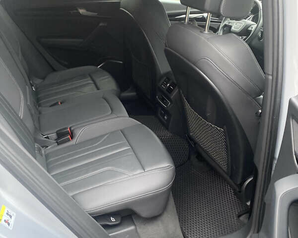 Сірий Ауді Ку 5, об'ємом двигуна 1.98 л та пробігом 77 тис. км за 38900 $, фото 11 на Automoto.ua