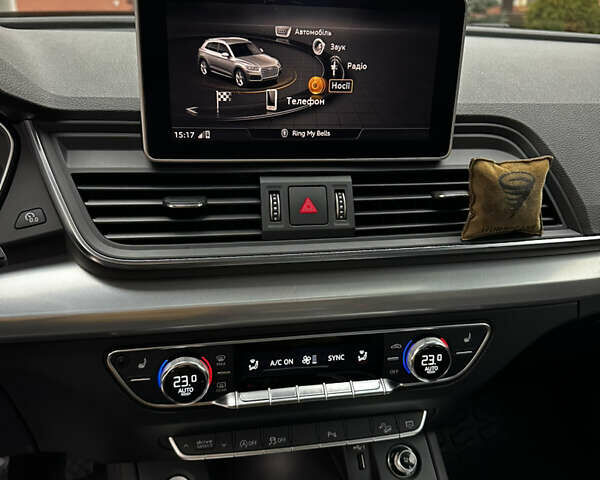 Сірий Ауді Ку 5, об'ємом двигуна 1.98 л та пробігом 98 тис. км за 29950 $, фото 43 на Automoto.ua