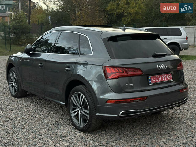 Серый Ауди Ку 5, объемом двигателя 2 л и пробегом 84 тыс. км за 37500 $, фото 2 на Automoto.ua