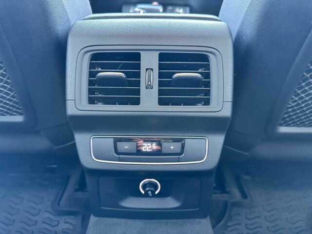 Сірий Ауді Ку 5, об'ємом двигуна 2 л та пробігом 34 тис. км за 29990 $, фото 19 на Automoto.ua