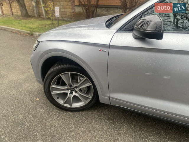 Сірий Ауді Ку 5, об'ємом двигуна 1.98 л та пробігом 77 тис. км за 38900 $, фото 7 на Automoto.ua