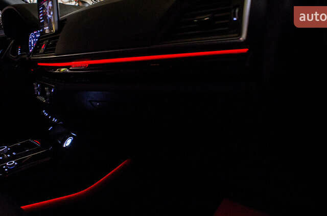 Сірий Ауді Ку 5, об'ємом двигуна 2 л та пробігом 149 тис. км за 31000 $, фото 35 на Automoto.ua