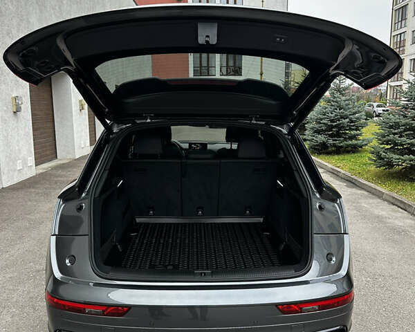 Сірий Ауді Ку 5, об'ємом двигуна 1.98 л та пробігом 98 тис. км за 29950 $, фото 53 на Automoto.ua