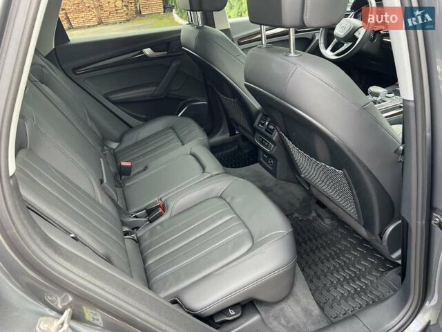 Серый Ауди Ку 5, объемом двигателя 0 л и пробегом 104 тыс. км за 27500 $, фото 32 на Automoto.ua