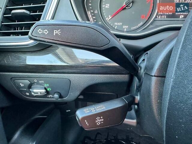 Сірий Ауді Ку 5, об'ємом двигуна 2 л та пробігом 34 тис. км за 29990 $, фото 26 на Automoto.ua