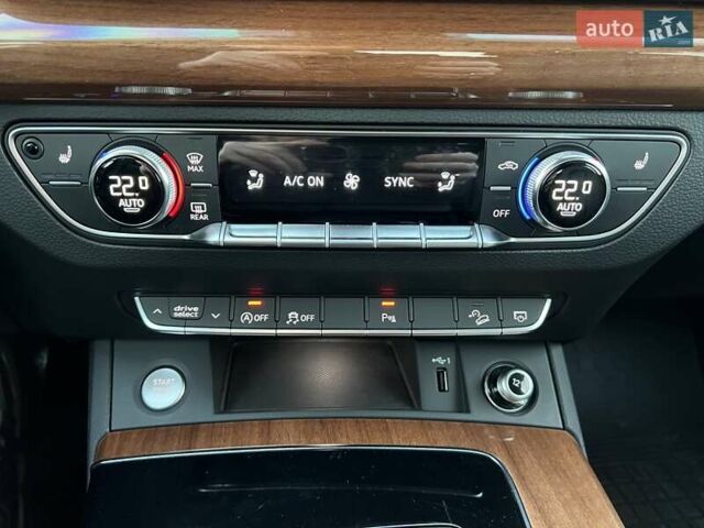 Сірий Ауді Ку 5, об'ємом двигуна 2 л та пробігом 77 тис. км за 28900 $, фото 38 на Automoto.ua