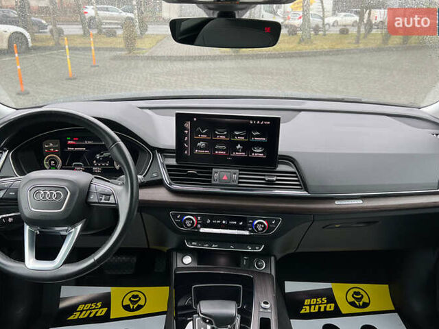 Серый Ауди Ку 5, объемом двигателя 1.98 л и пробегом 73 тыс. км за 37200 $, фото 13 на Automoto.ua