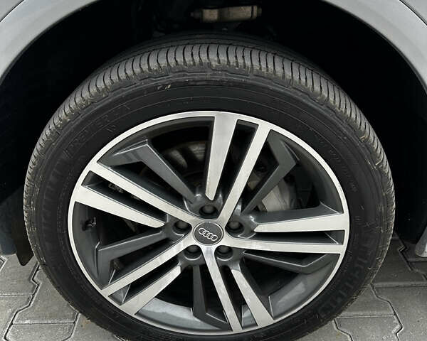 Серый Ауди Ку 5, объемом двигателя 1.98 л и пробегом 100 тыс. км за 34500 $, фото 6 на Automoto.ua