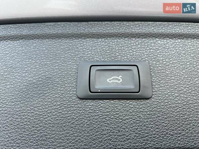 Сірий Ауді Ку 5, об'ємом двигуна 2 л та пробігом 77 тис. км за 28900 $, фото 27 на Automoto.ua