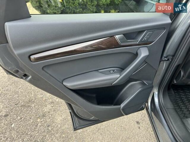 Серый Ауди Ку 5, объемом двигателя 0 л и пробегом 104 тыс. км за 27500 $, фото 25 на Automoto.ua