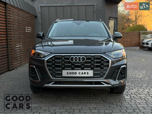 Серый Ауди Ку 5, объемом двигателя 1.98 л и пробегом 30 тыс. км за 52000 $, фото 1 на Automoto.ua